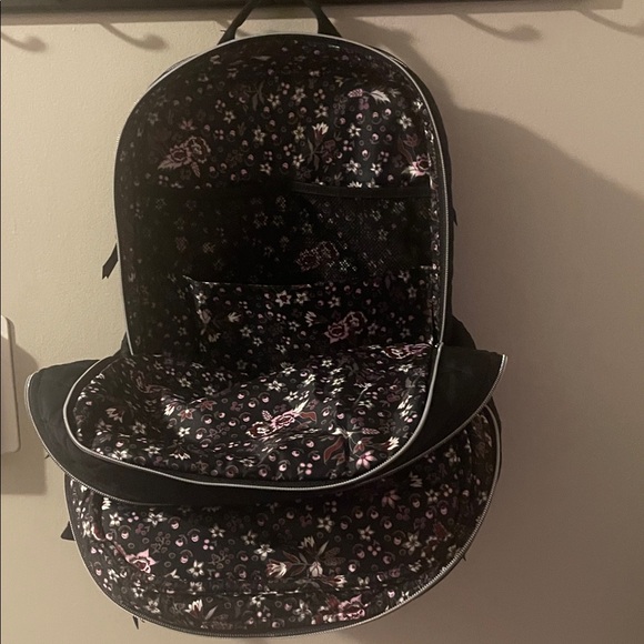 Black Quilted Vera Bradley Backpack - Picture 4 of 8